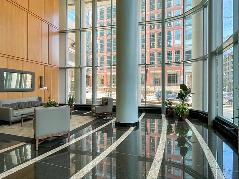345 N Lasalle St #1207 — Photo 1