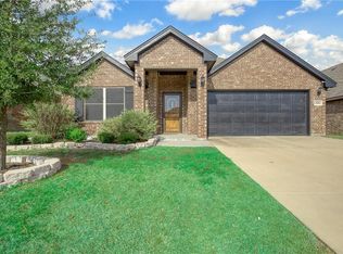 12304 Hunters Knoll Dr, Burleson, TX 76028
