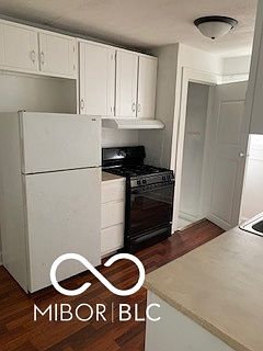 5th image of 1221 Lee St