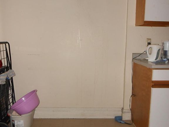 4th image of 228 Kelton St APT 10D