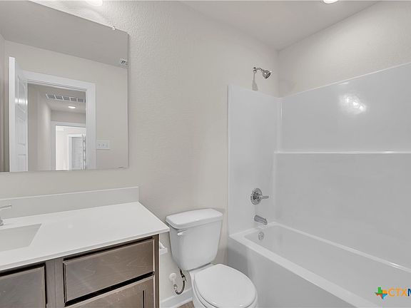 5th image of 1041 Shelby Dr