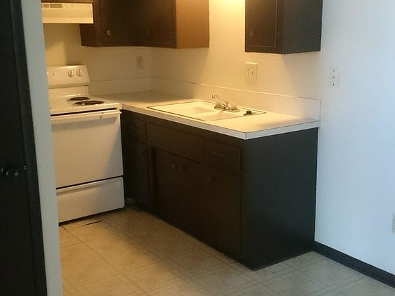 4th image of 4307 Vfw Dr APT 12
