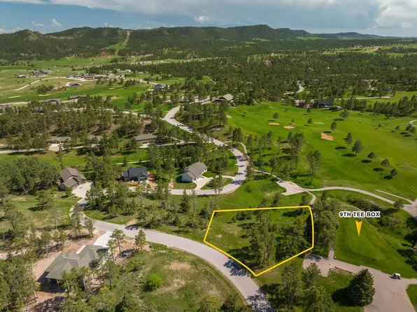 1102 Clubhouse Dr, Hot Springs, SD 57747