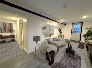 432 E 46th St #1B, Brooklyn, NY 11203