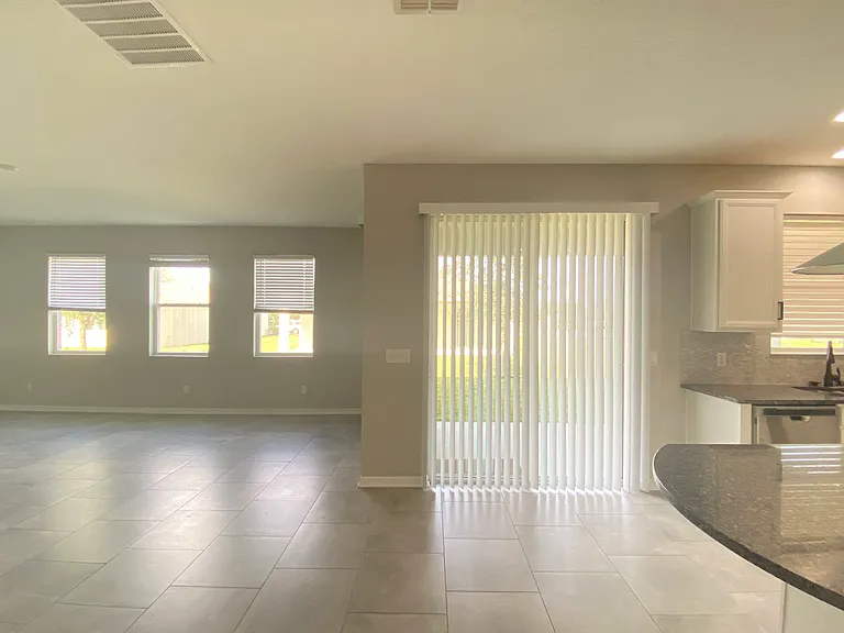 698 Bay Bridge Cir — Photo 15