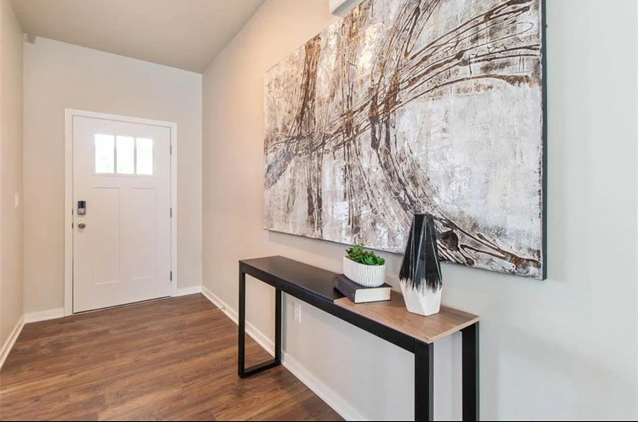 3 bed, 2.5 bath, 1631 sqft, $1,950 — Photo 4