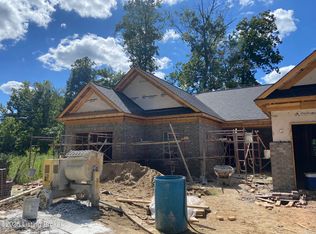 6536 Blum Farm Ct, Louisville, KY 40291