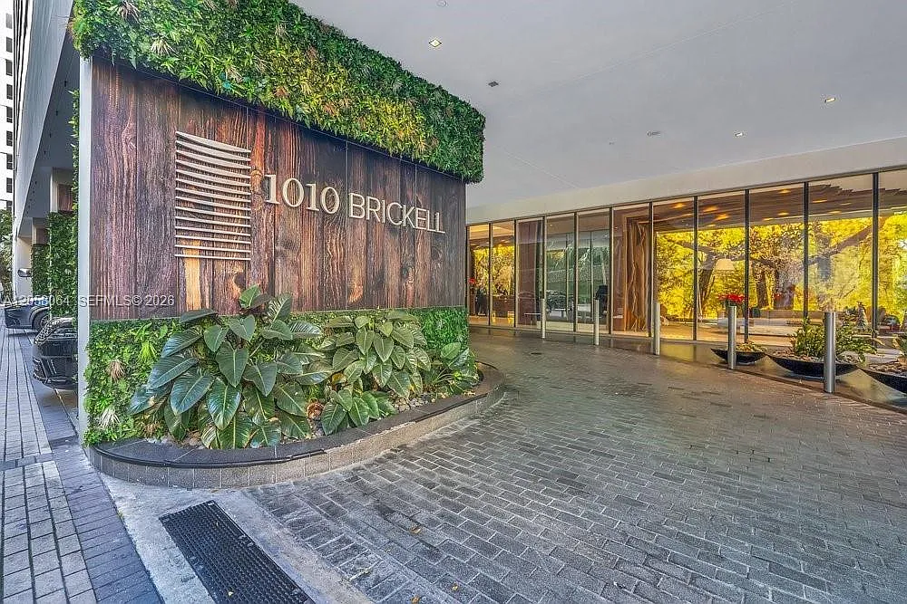 1010 Brickell Condo — Photo 1