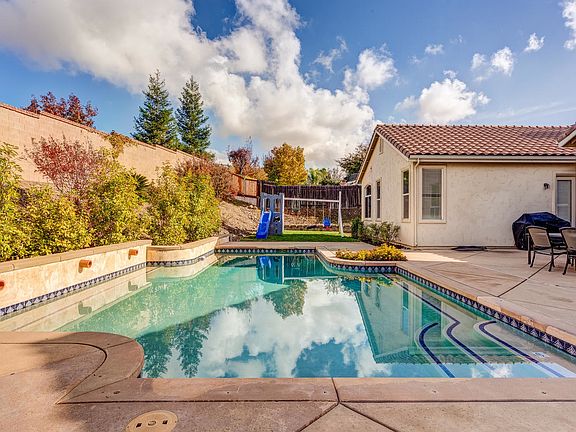 4th image of 1948 Tarbolton Cir