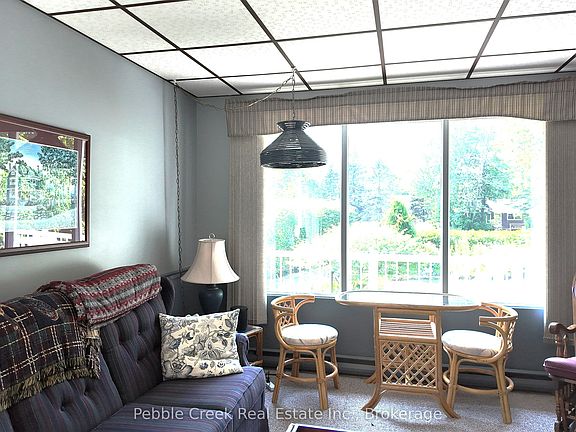 3rd image of 412 Ash St