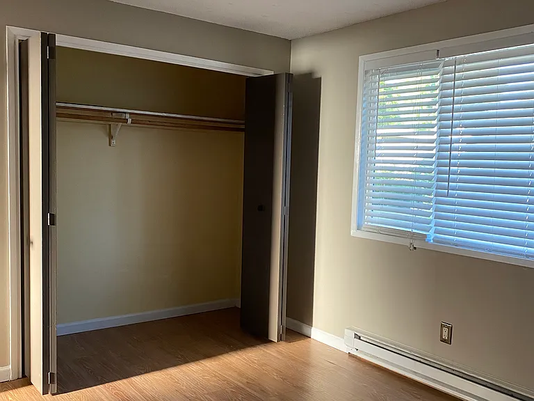 9455 SW Commercial St #9455 — Photo 10