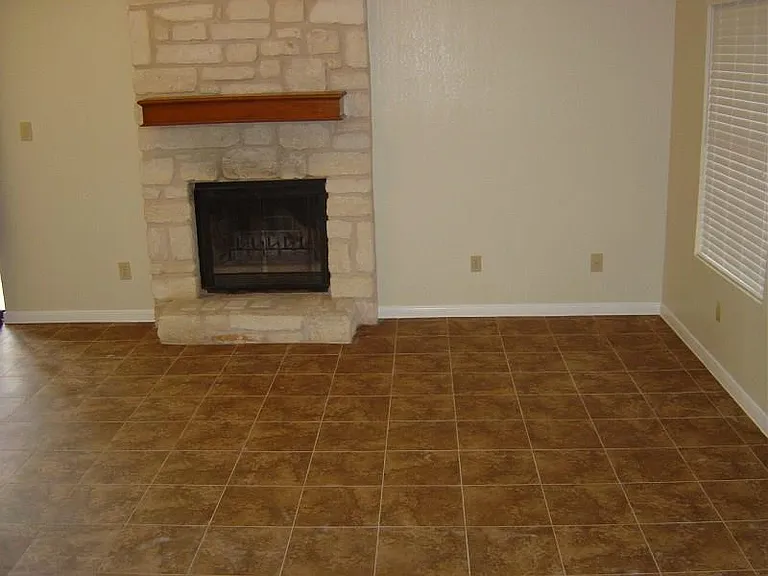1701 Horseshoe Cir — Photo 17