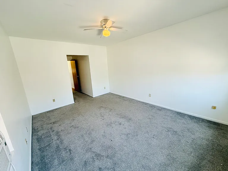 9039 Palisade Ave #3 — Photo 7