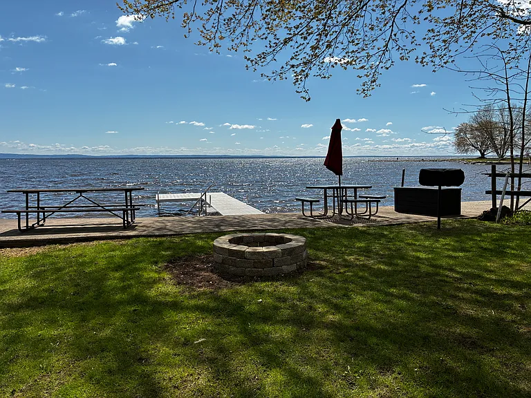 2208 Lakeshore Dr — Photo 15