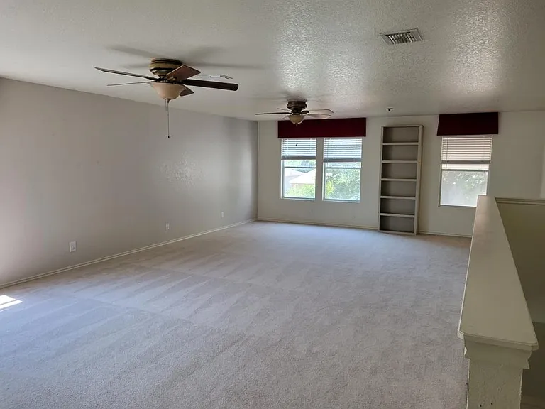 1423 Cap Ridge Peak — Photo 9