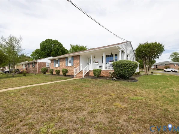 712 Keswick Rd, Colonial Heights, VA 23834