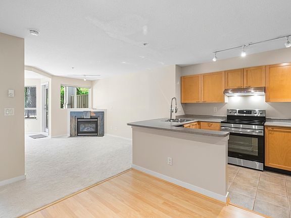 3rd image of 7383 Griffiths Dr #207