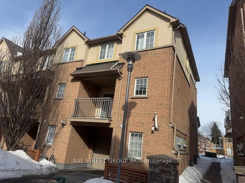 Markham Townhouse for rent - 3 Bedrooms in Markham