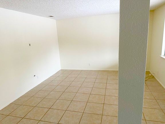 5th image of 7624 Lyons Ave