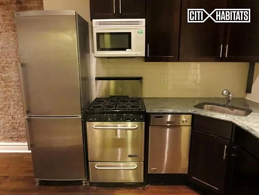 Rented by Citi Habitats | media 12