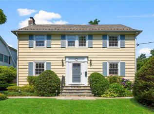 711 Old Post Rd, Mamaroneck, NY 10543