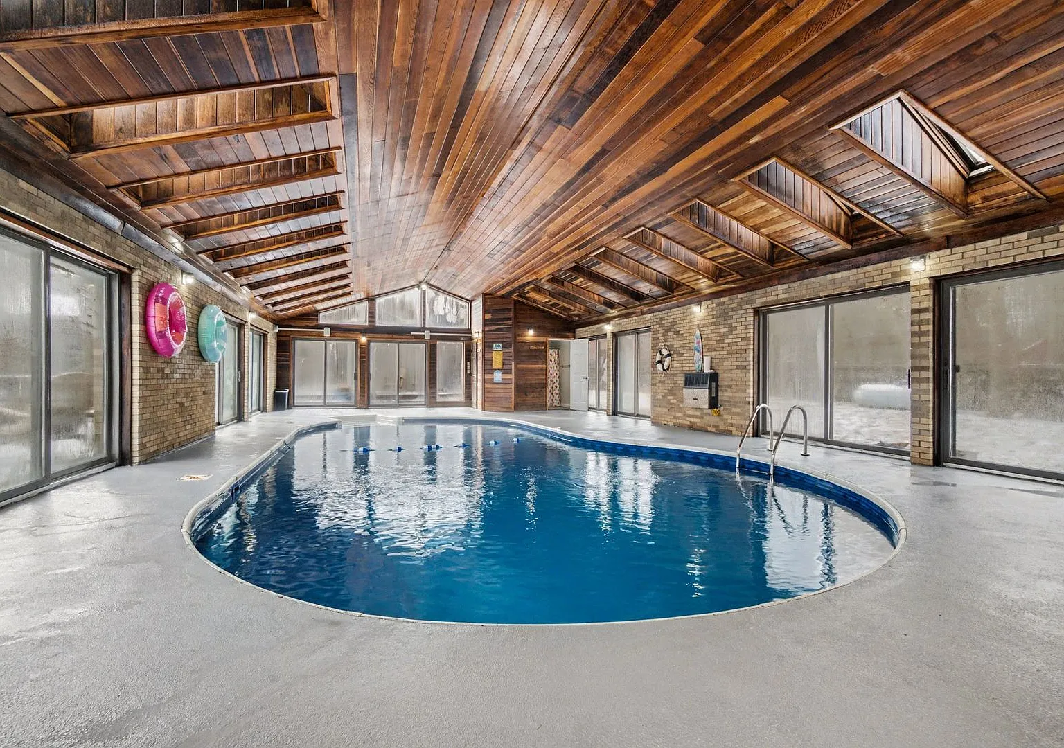 Spacious Batavia Retreat with Indoor Pool! — Photo 2