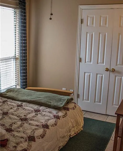 2202 Brookview Dr — Photo 18