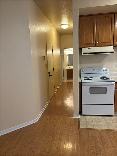 28 Cottage Ave #9 Photo 1