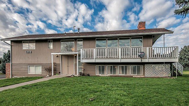 1st image of 1003 SE Crestlane Dr