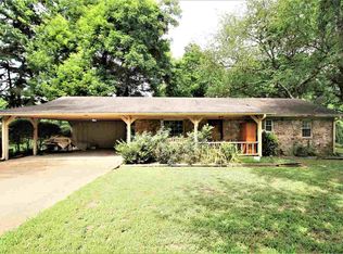 8955 Fair Oaks Dr, Olive Branch, MS 38654