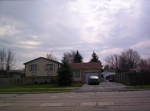 1st image of 5059 W 167th St