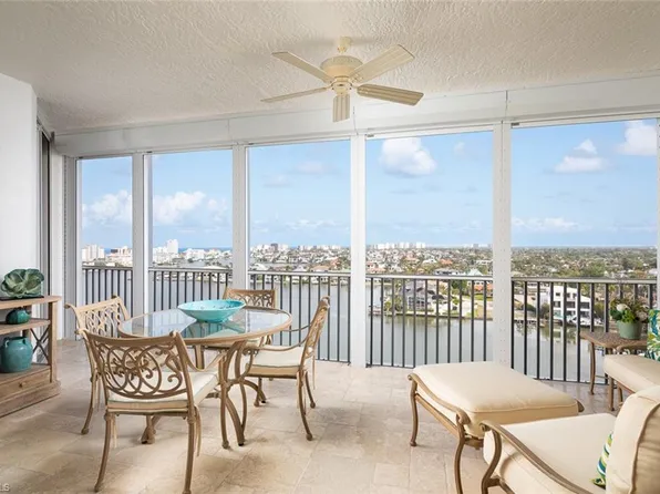 410 Flagship Dr, Naples, FL