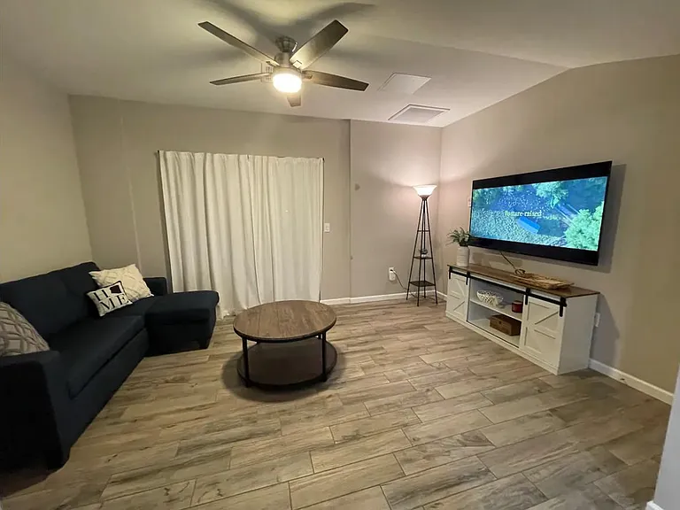 4561 N Preston Dr #3 — Photo 5