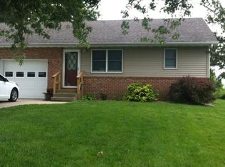 14037 Frazee Rd, Divernon, IL 62530