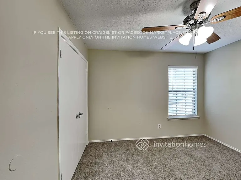 4317 Saugus Dr — Photo 11