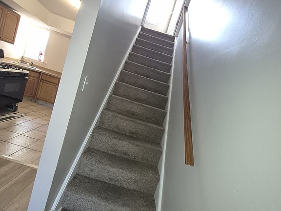 3rd image of 152 Hamilton Ave #2
