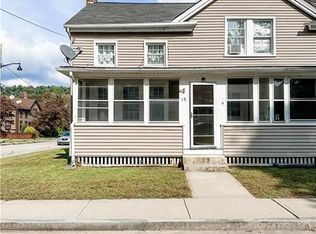 15 Park Dr, Baltic, CT 06330