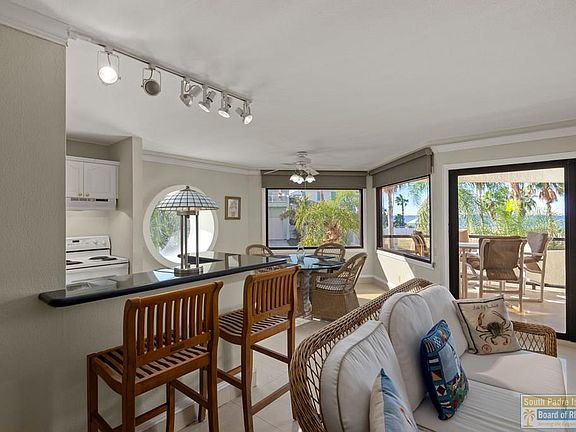 3rd image of 220 W Cora Lee Dr #109