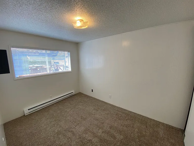550 SW Levens St #21 — Photo 7