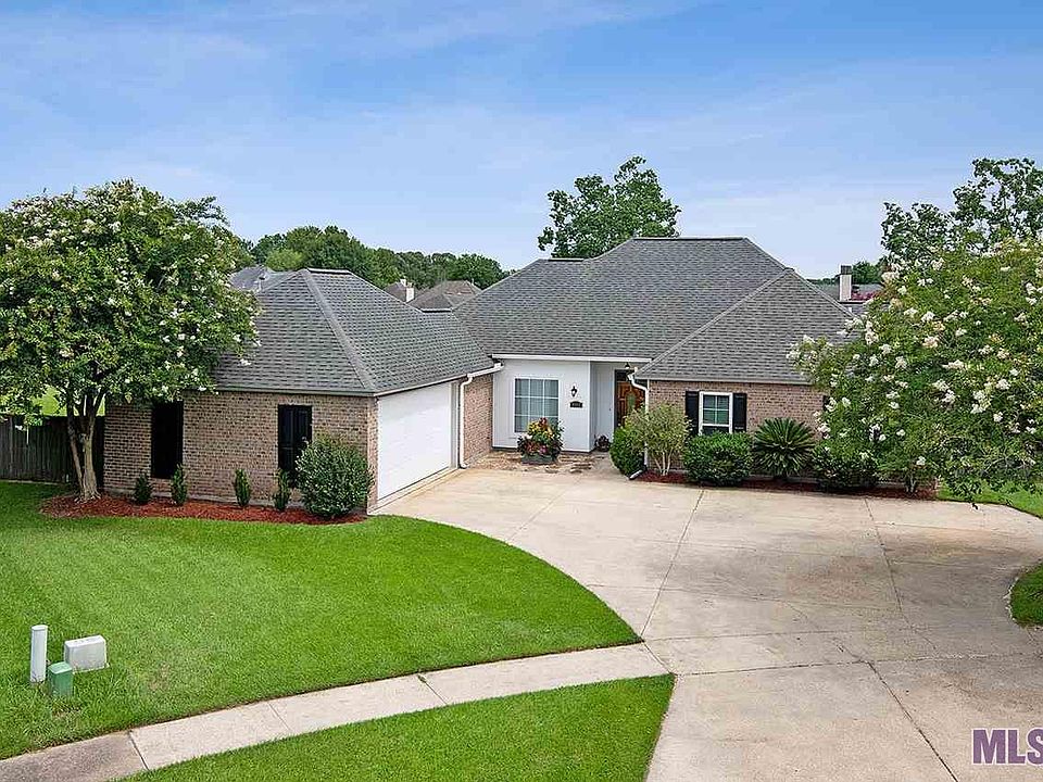 1st image of 4089 Lake Ct