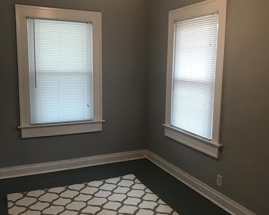 1st bedroom