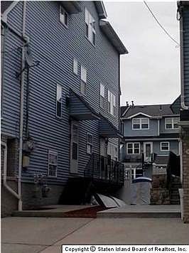 1st image of 778 Nugent Ave