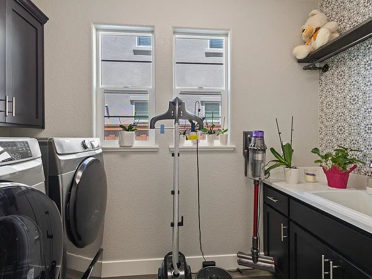 6048 Danwood Dr — Photo 20