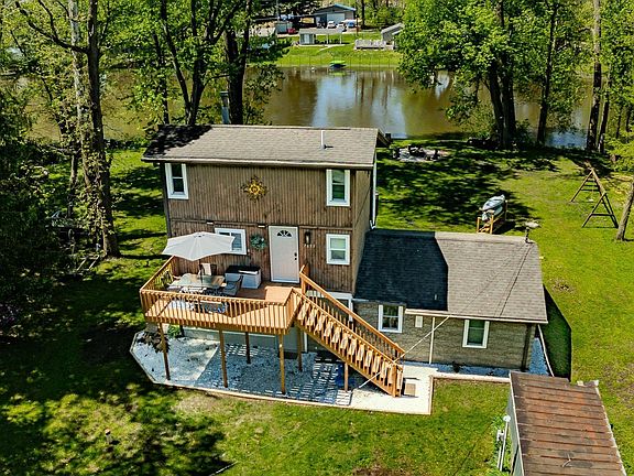 3rd image of 7653 E Dale Ct