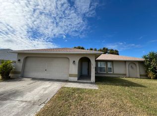 1410 SE 5th Ct, Cape Coral, FL 33990