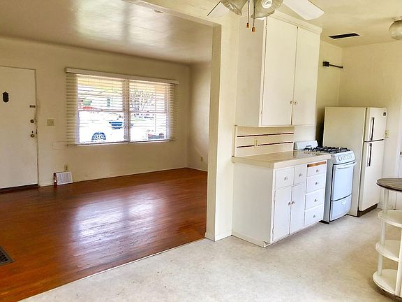 2nd image of 418 San Juan Ave