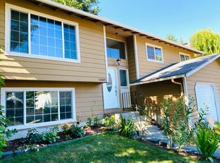 16604 NE 107th St, Redmond, WA 98052