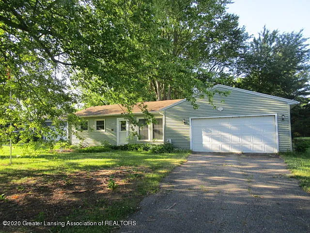 1329 W Webb Rd photo 1