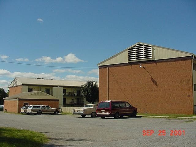1st image of 807 Whitney Ave NW APT A105
