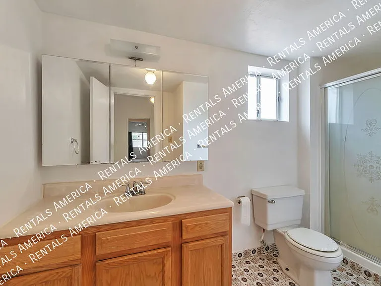 9011 W Floyd St — Photo 13
